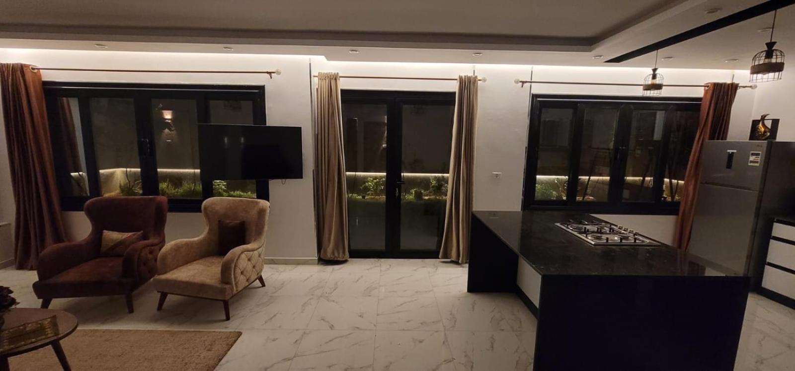 Apartment Spacious With Beautiful Garden Near Auc & Point 90 Mall In Fifth Settlement